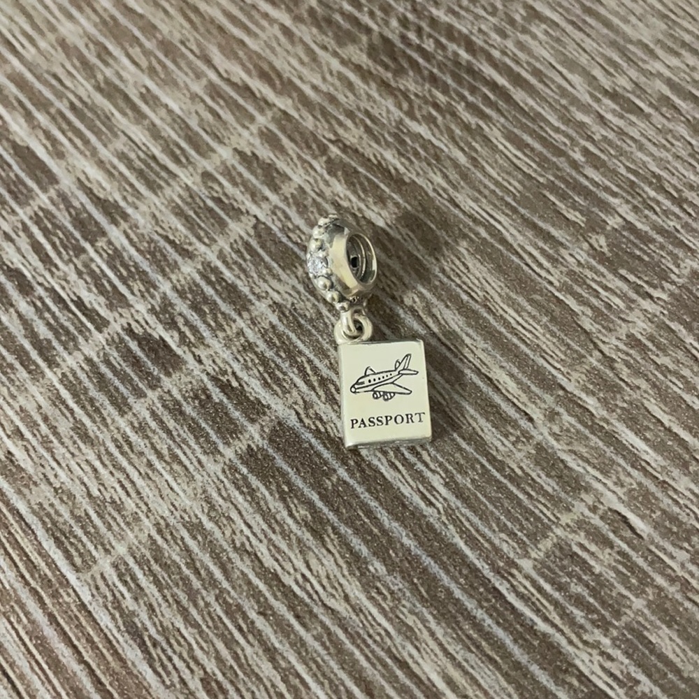 Pandora Passport Charm